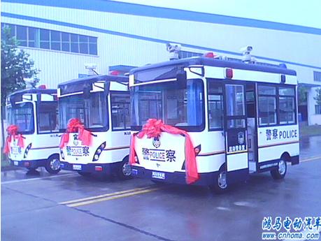 陜西西安鴻馬流動警務(wù)室與群眾“零距離”接觸