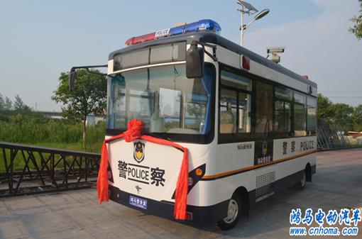 山東威海鴻馬流動警務(wù)室發(fā)車“俘獲”山東市民心