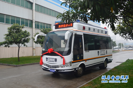 鴻馬流動(dòng)警務(wù)室首發(fā)陜西神木縣公安局——?jiǎng)?chuàng)建和諧社會(huì)環(huán)境的新平臺(tái)