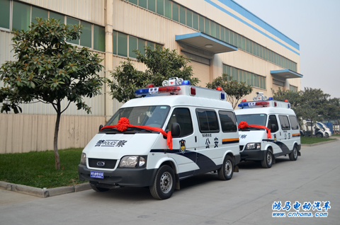 鴻馬移動勘察車首發(fā)河南洛陽—— 助力“古都”打防管控建設(shè)