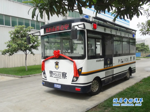 甘肅省積石山縣移動(dòng)警務(wù)室發(fā)車——為社會(huì)治安防控工作注入新的活力