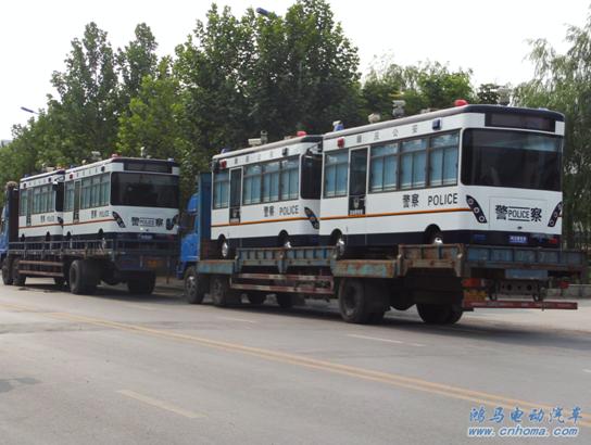 四川南充市順慶區(qū)公安分局流動警務(wù)室發(fā)車儀式