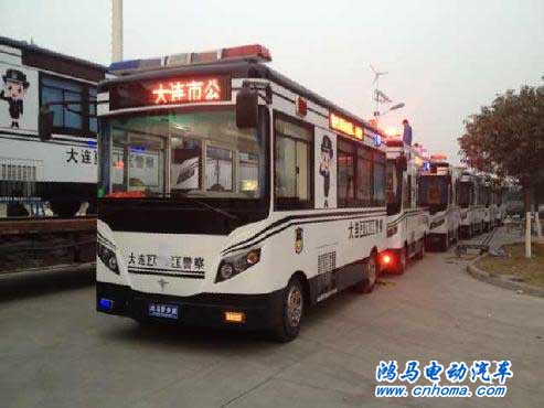 移動(dòng)警務(wù)室裝車 m.ht52gg.com